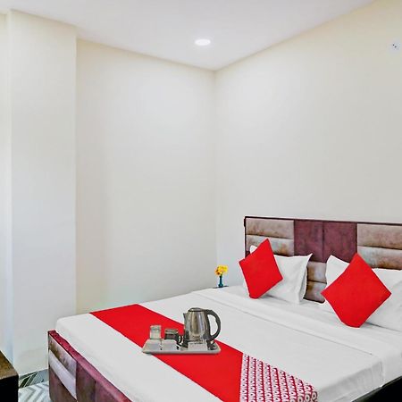 Hotel O Royal Lotus Stay Near Ip Extension Metro Station Yeni Delhi Dış mekan fotoğraf