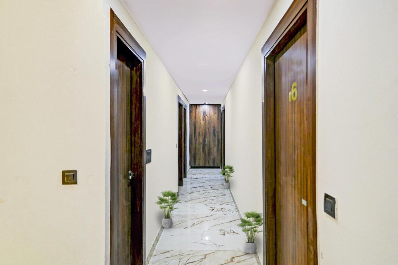 Hotel O Royal Lotus Stay Near Ip Extension Metro Station Yeni Delhi Dış mekan fotoğraf