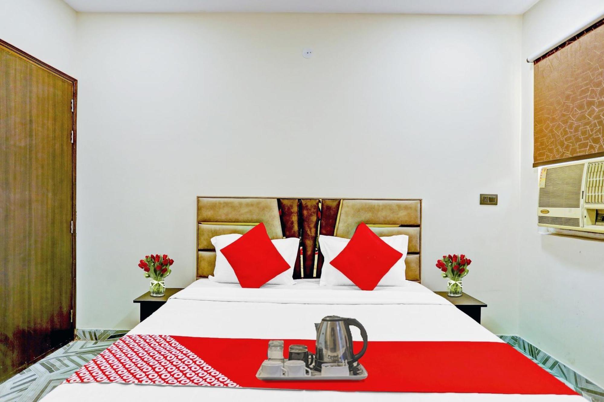 Hotel O Royal Lotus Stay Near Ip Extension Metro Station Yeni Delhi Dış mekan fotoğraf