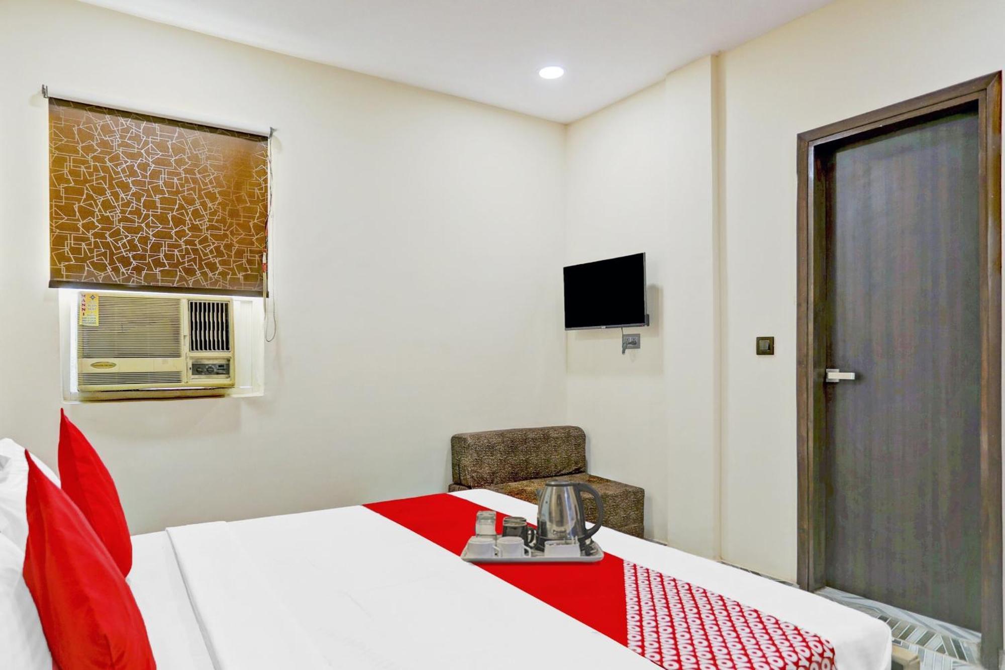 Hotel O Royal Lotus Stay Near Ip Extension Metro Station Yeni Delhi Dış mekan fotoğraf